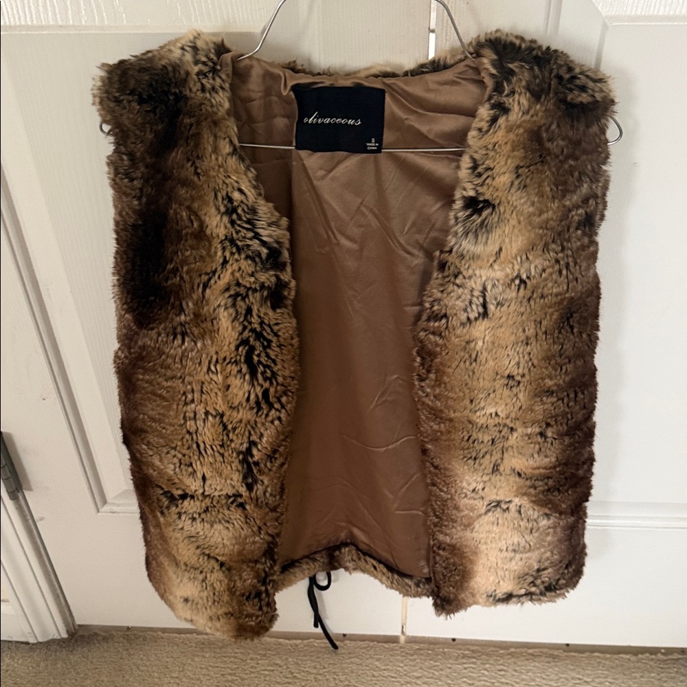 Olivaceous Brown Teddy Vest